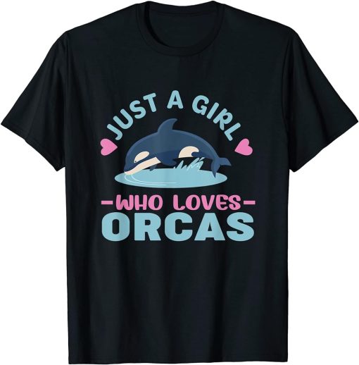 women apparel: Funny animals orca love girl T-Shirt